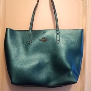 Metallic coach tote